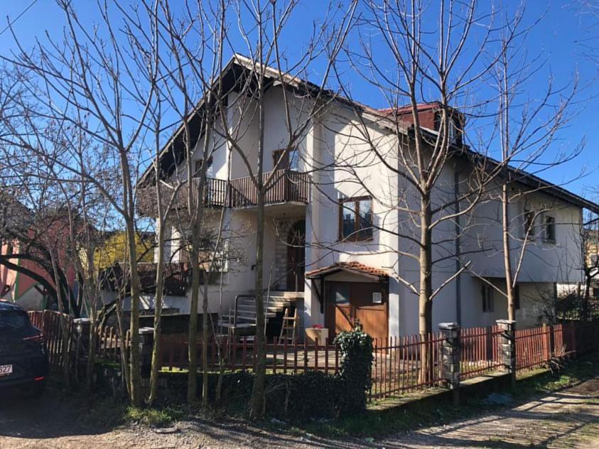 Old Town House Lägenhet Nikšić Exteriör bild